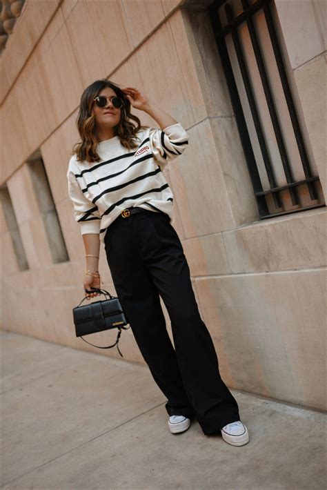 pants with sneakers